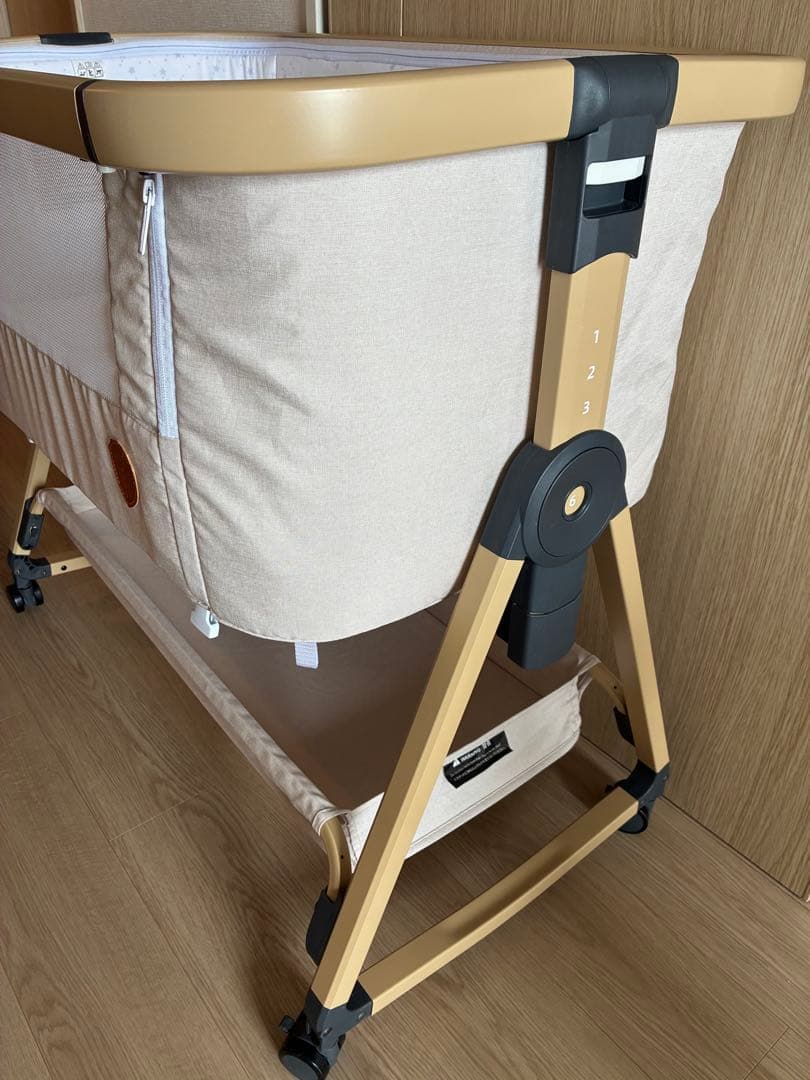 HZDMJ ベビーベッド　ベージュ