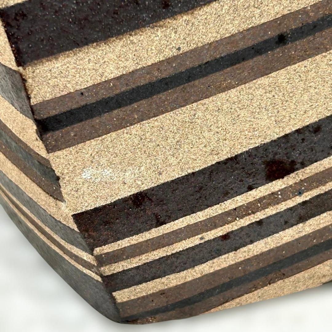 植松隆　『彩泥線紋四角扁器』　美術品　陶芸　作家物　桐箱入り