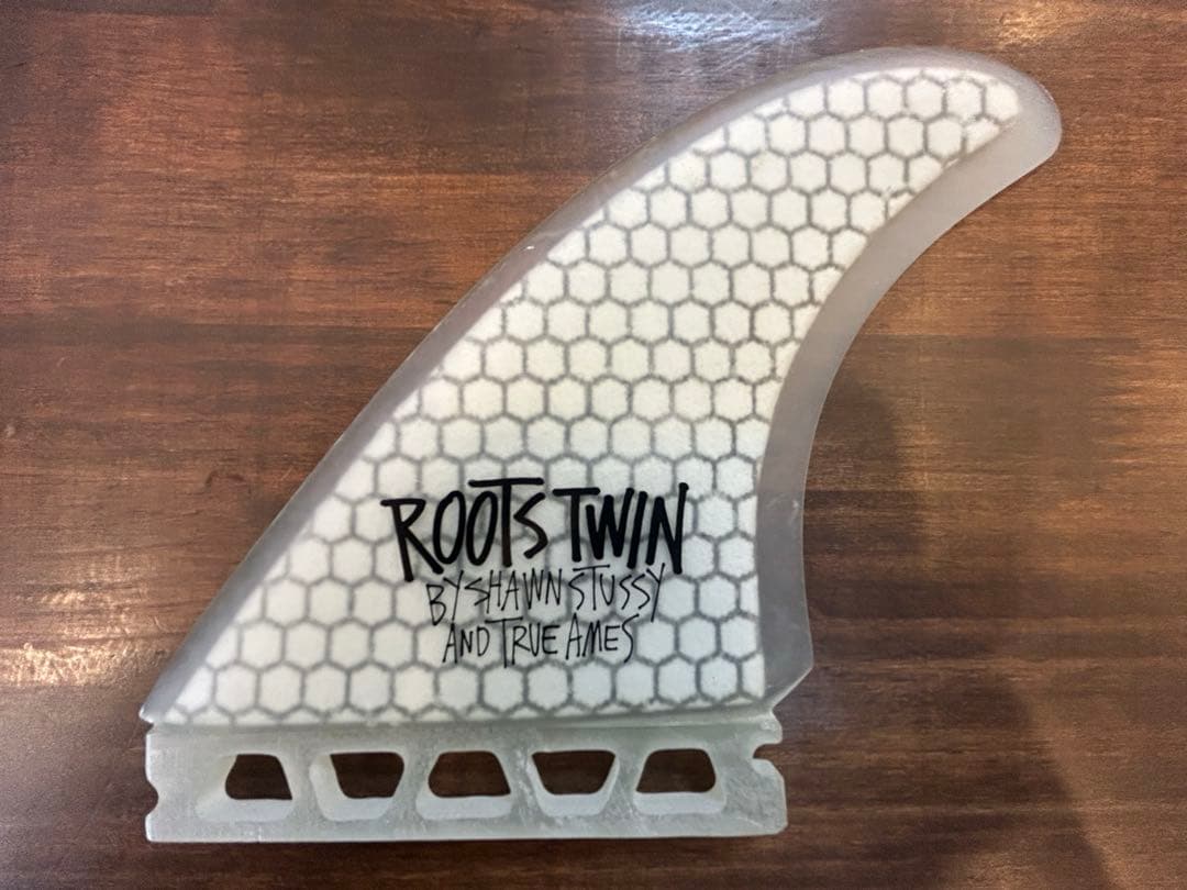 TRUE AMES STUSSY ROOTS TWIN TINTRED Sフィン