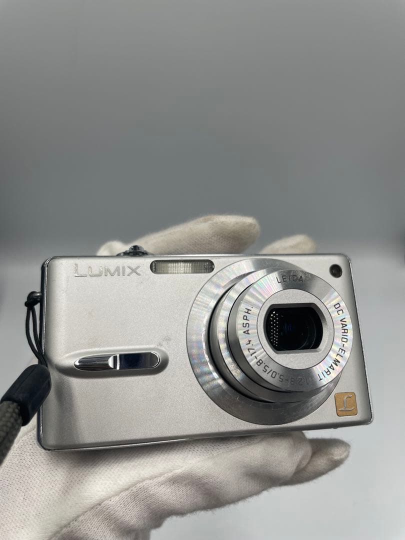 Panasonic LUMIX DMC-FX9 シルバー