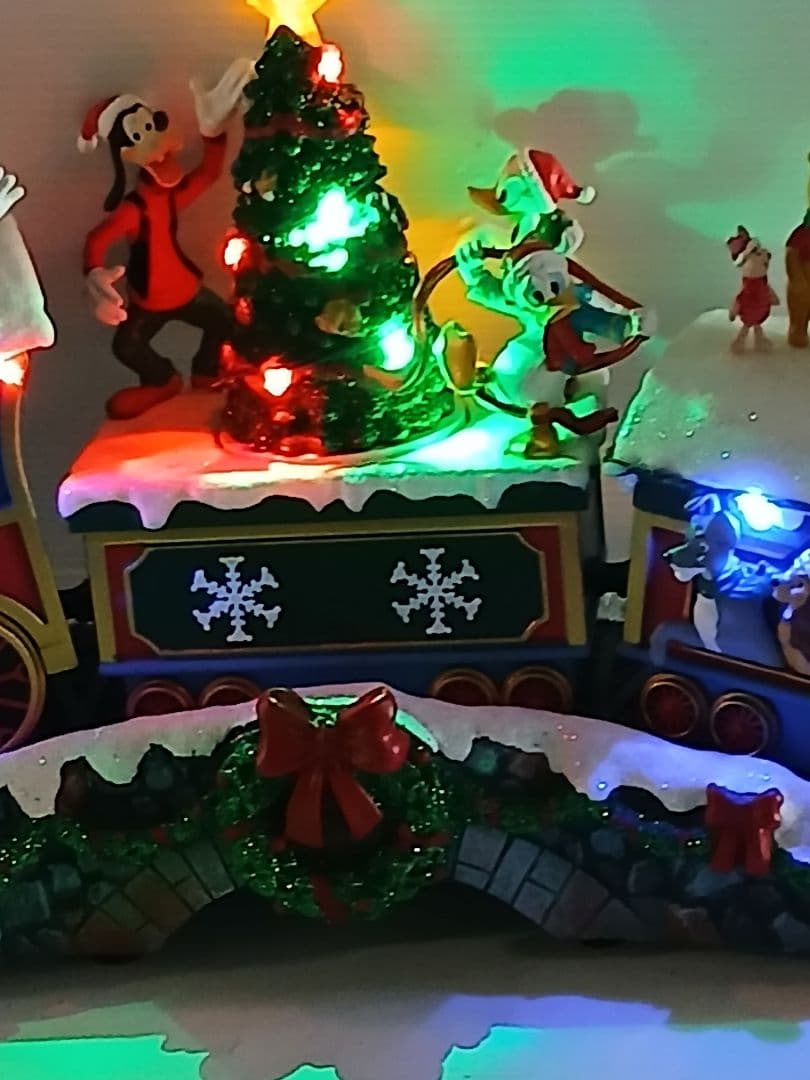 ディズニー　クリスマストレイン　サウンド付き、クリスマス飾り　照明LED