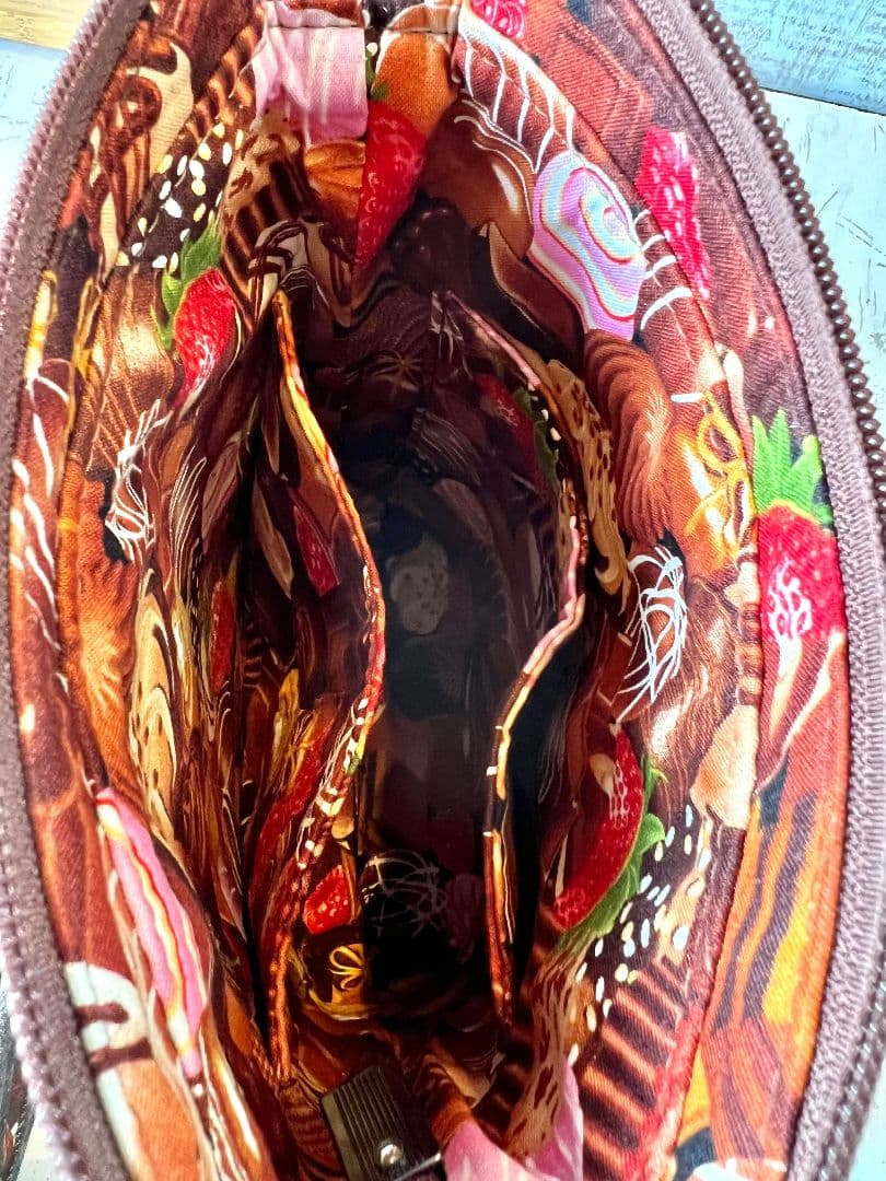 ロラライハリス♡ブラックWデニム♡刺繍のサコッシュ♡ポシェット♡