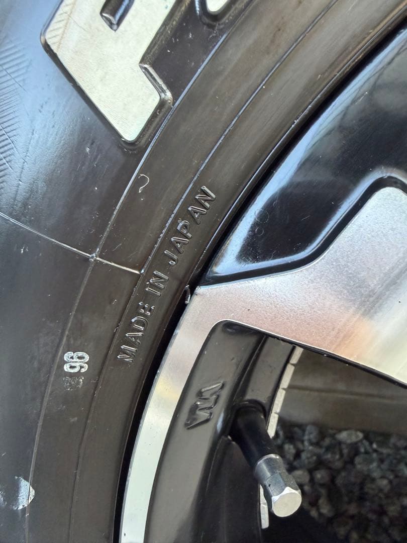 YOKOHAMA PARADA PA03 タイヤホイール4本セット ハイエース