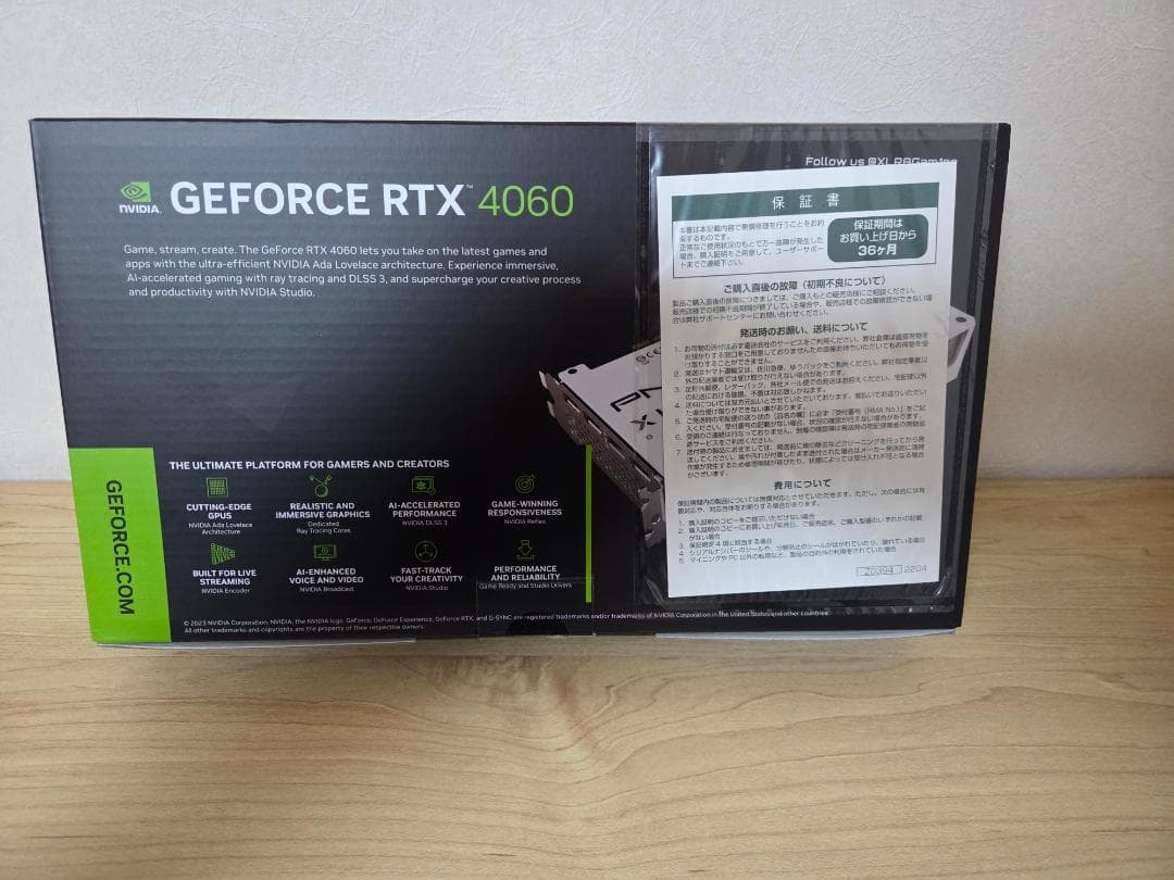 グラフィックボード・グラボ・ビデオカード PNY RTX 4060 8GB Gaming WHITE EDITION