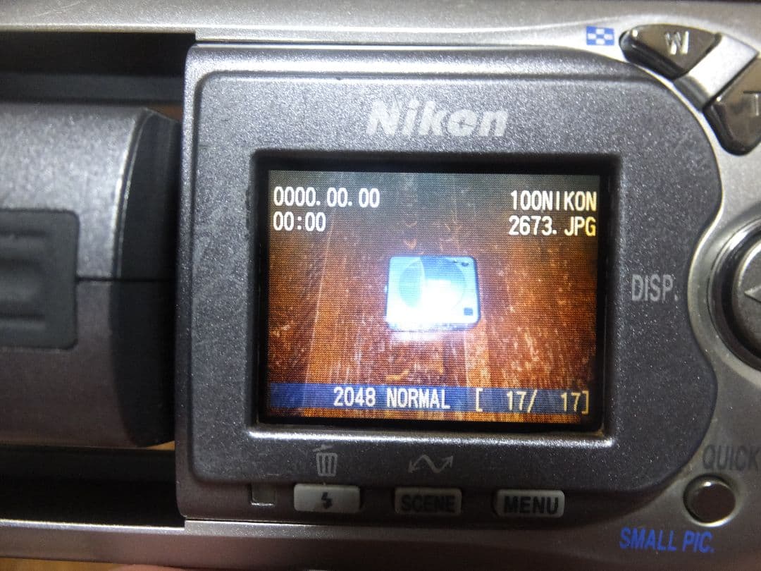 Nikon Coolpix E3500 ニコン デジタルカメラ