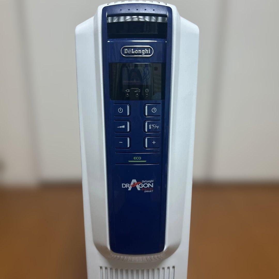 未使用に近い！DeLonghi オイルヒーター　９枚フィン　X字型　エコ　安全