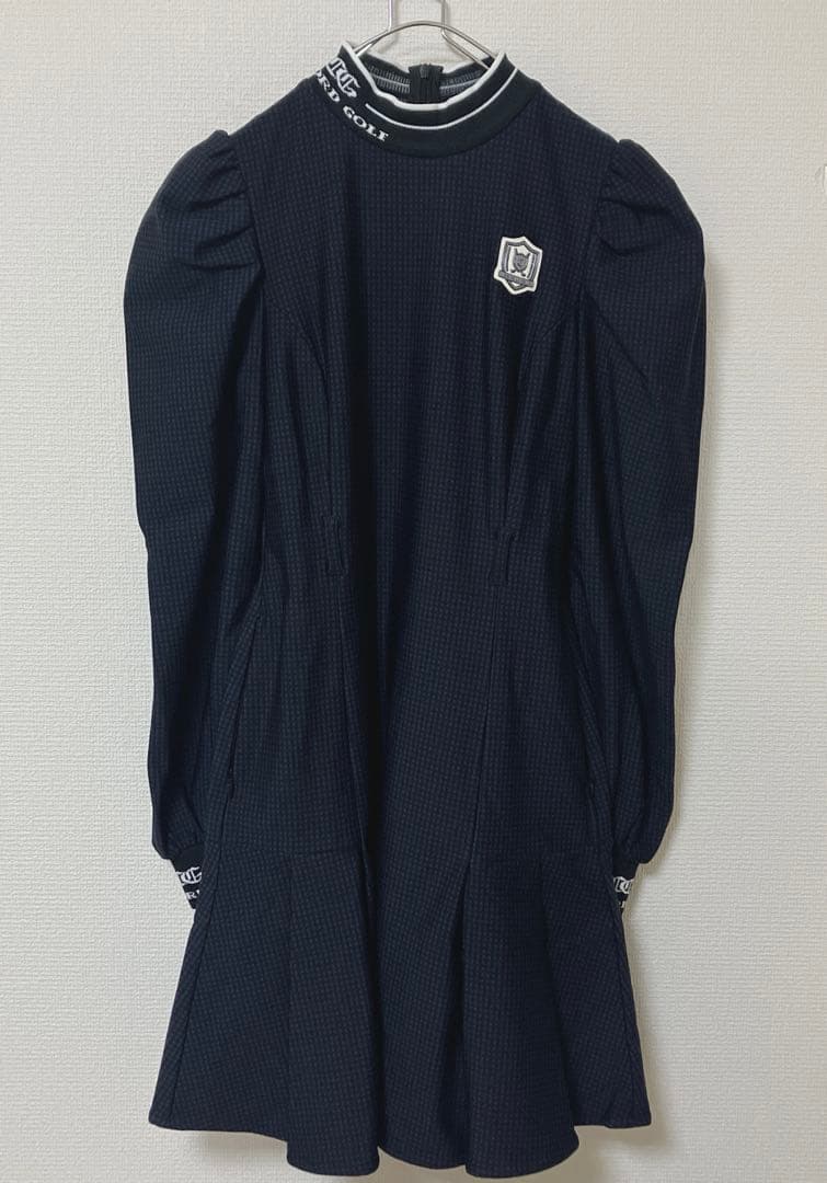 虹　完売品　新品　希少　セルフォード　ゴルフ　裏起毛ロゴデザインワンピース
