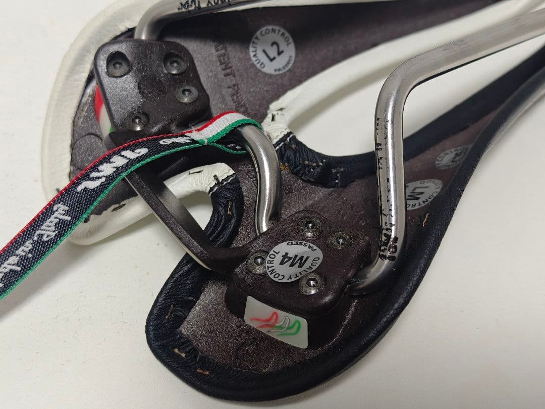 Selle SMP Composit Limited Edition サドル