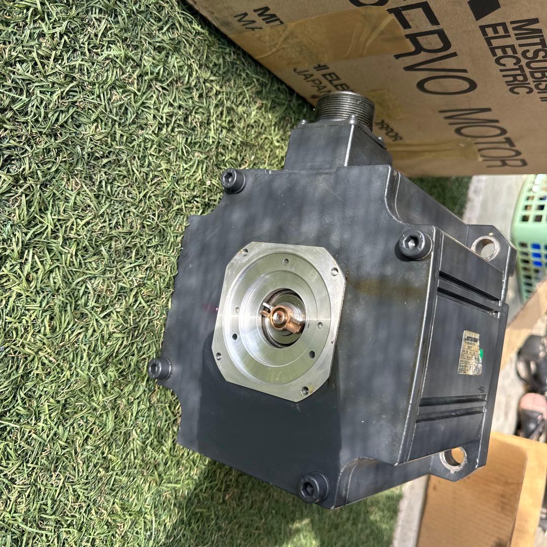 MITSUBISHI HC352S SERVO MOTOR 動作保証　インボイス