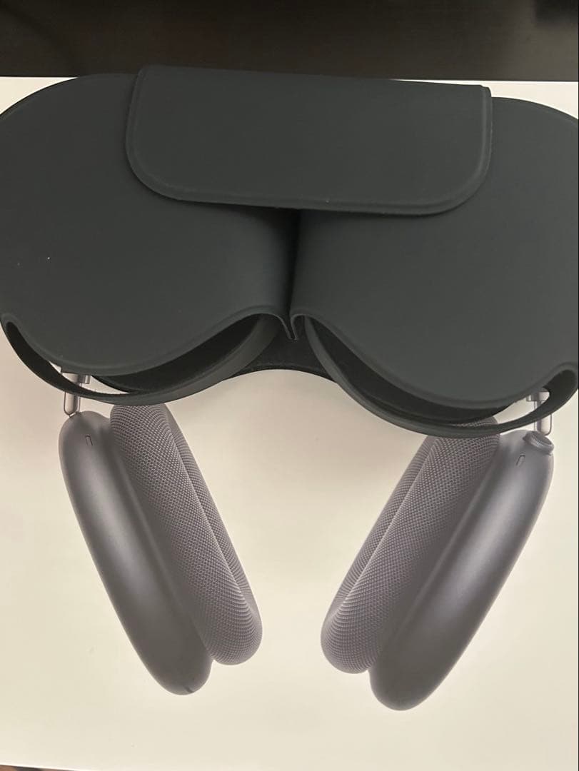 AirPods max ミッドナイト