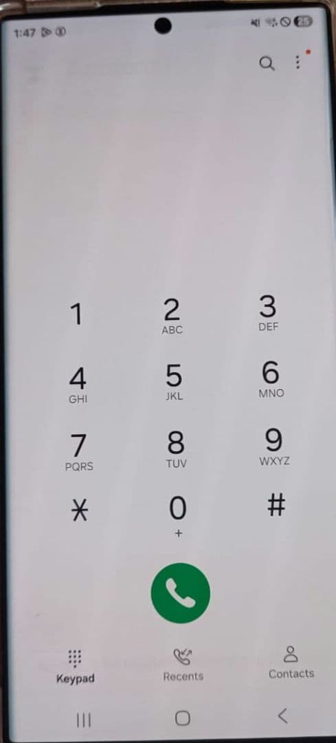 ブラック スマートフォン 本体