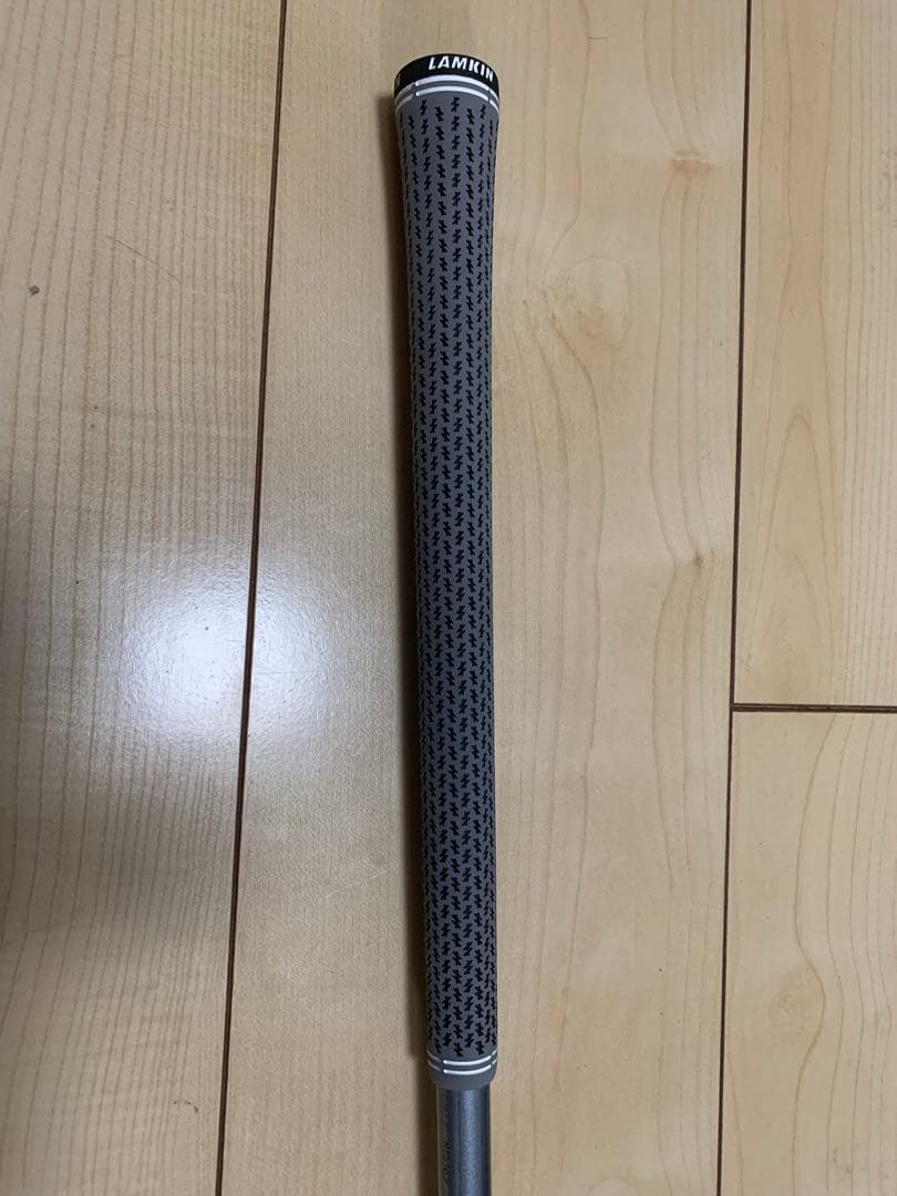 Titleistスリーブ付き TOUR AD HY 85 S