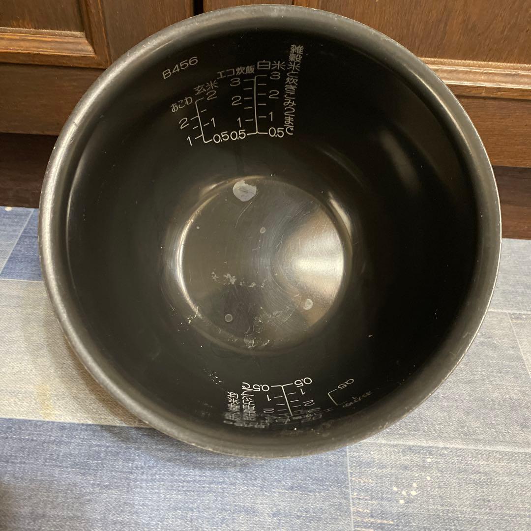 N3617 象印 IH炊飯ジャー 極め炊き NP-GJ05KS 三合