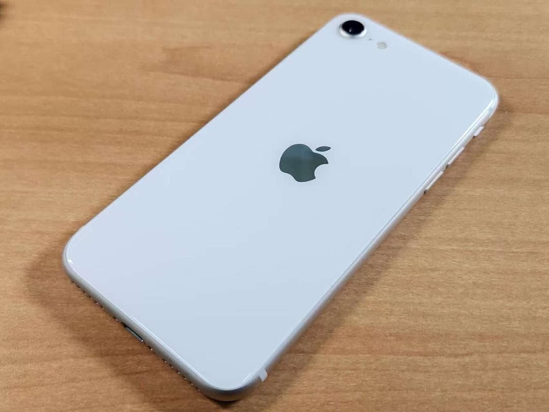 020900H iPhoneSE A2782 64GB 第3世代 最大容量97%