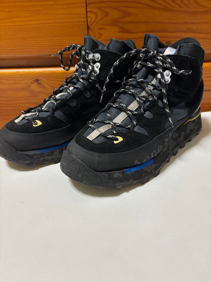 Y*U様 acne studios マウンテンブーツ　ブラック　42