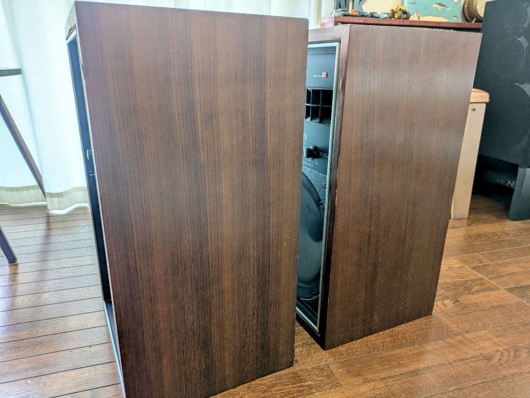 スピーカー・ウーファー jun