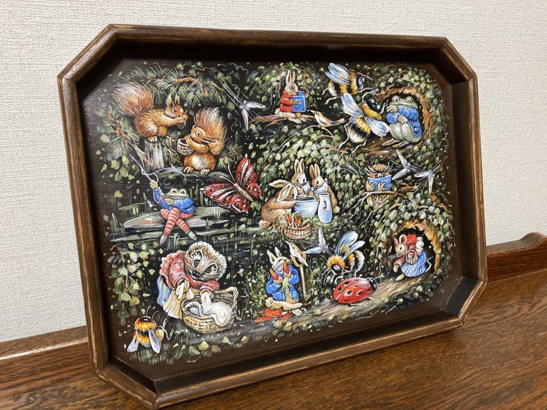 『ピーターラビット』木製飾りトレー☆ハンドペイント ガリーナ作 マトリョーシカ