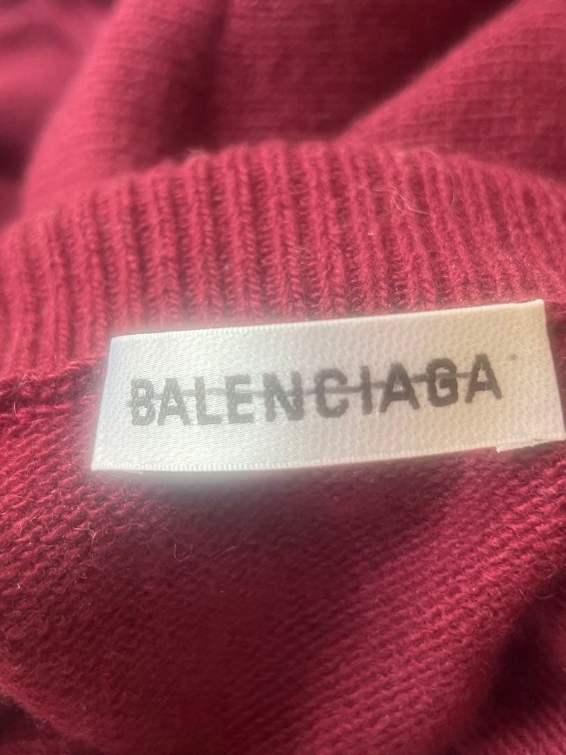 バレンシアガ　セーター