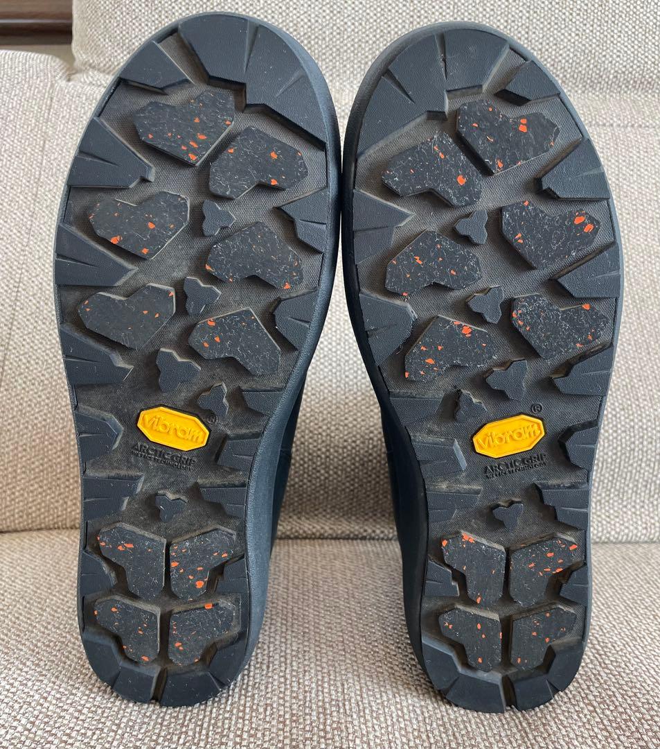 超美品 コロンビア 防水 防滑 ショートブーツ 黒 25