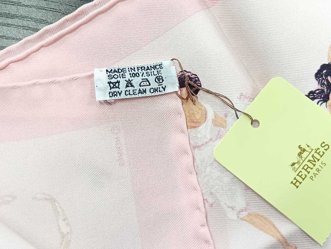 265 HERMES エルメス バレリーナ シルク ハンカチ 新品未使用