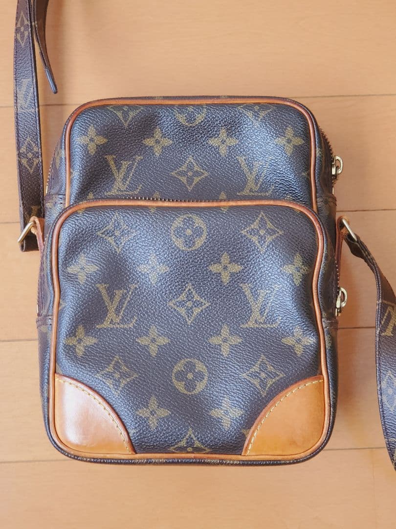 ルイヴィトン モノグラム アマゾン ショルダーバッグ