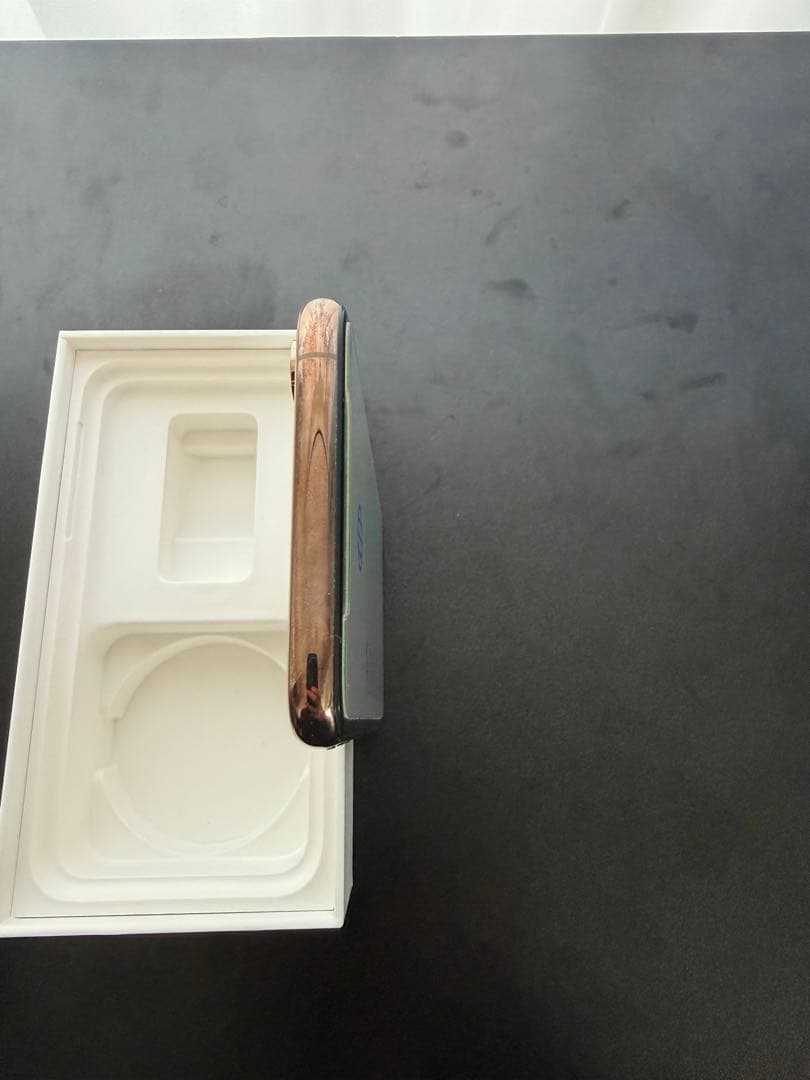 Apple iPhone Xs 64GB ゴールド 電池79% SIMフリー