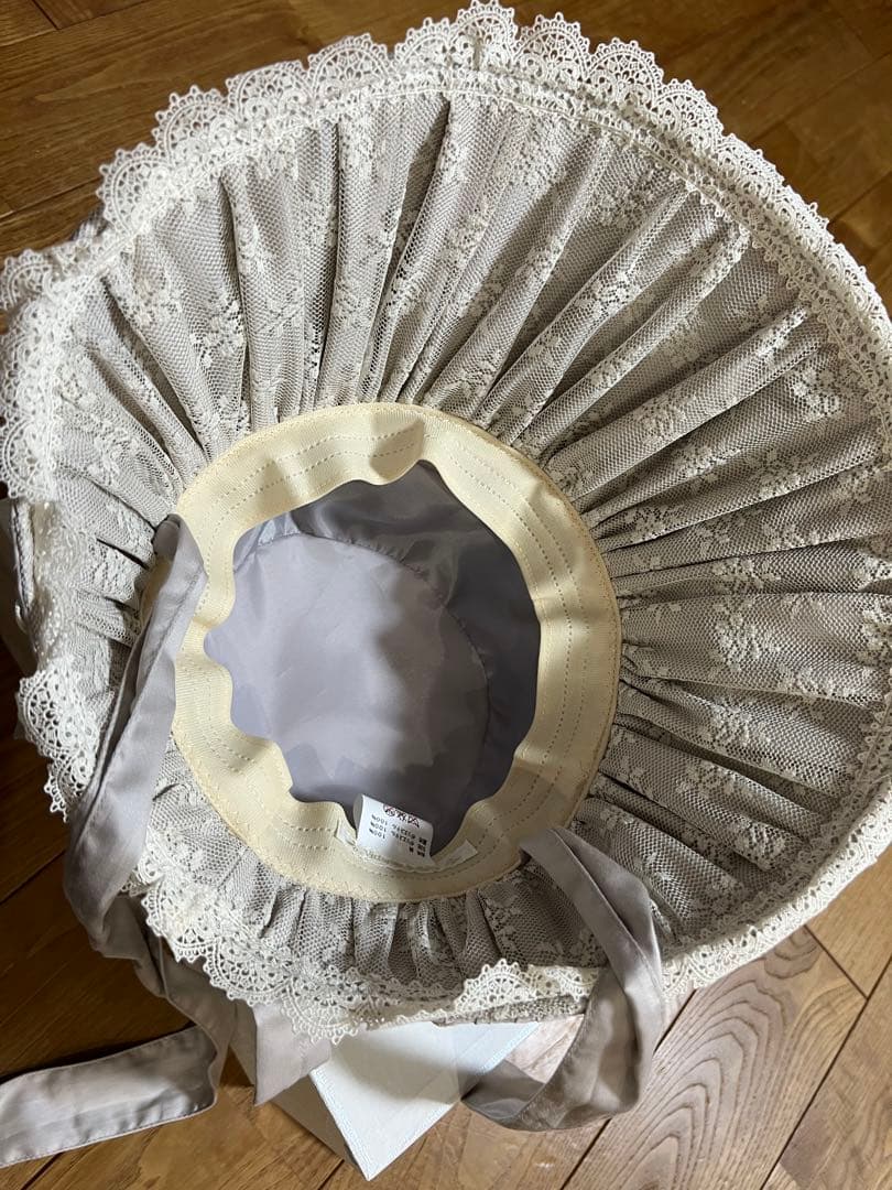 ヴィクトリアンメイデン　ドールハット　グレージュ