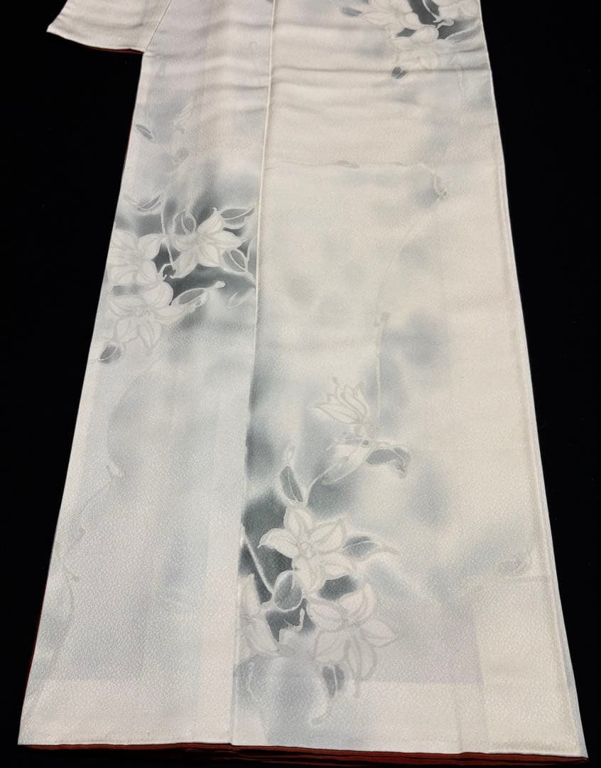 未使用品　和服　正絹　手描き.暈し染め　花模様　付下げ(斉藤三才.作家物)落款