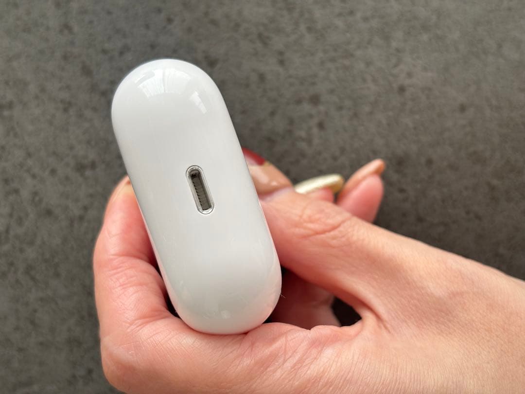 まーくさん専用★AirPods 本体 充電ケーブル付き ホワイト