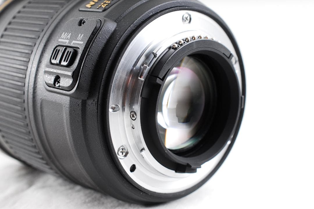 ニコン Nikon AF-S Nikkor 28mm F1.8G