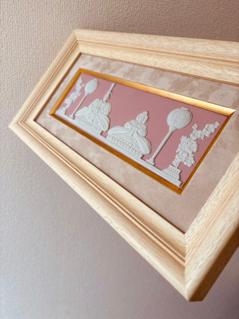 ウェッジウッド ジャスパーウエア雛ドール プラーク 木製フレーム