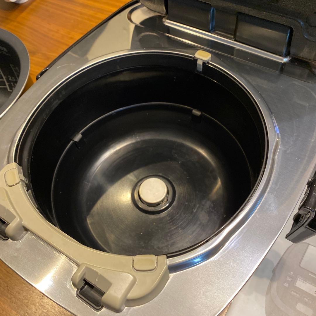 パナソニック　Panasonic 炊飯器　可変圧力　おどり炊き　SR-PA108