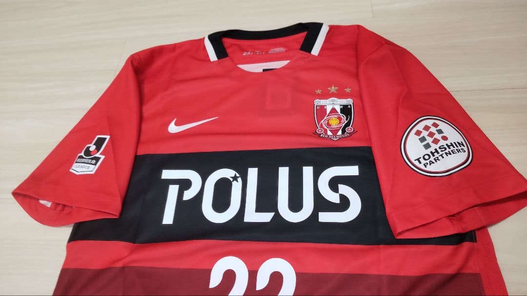 浦和レッズ　阿部勇樹選手 500試合出場記念ユニフォーム