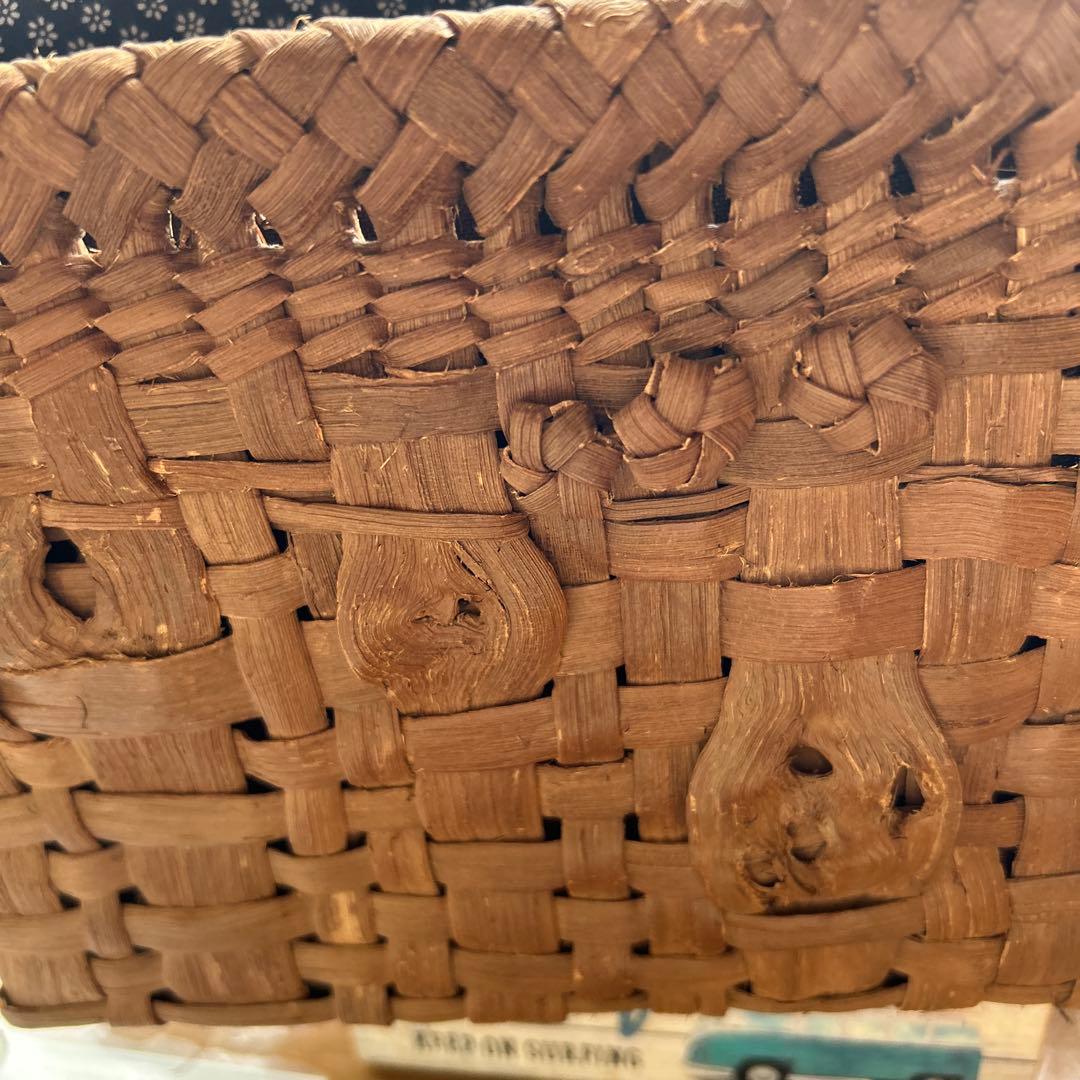 国産やまぶどうバック　　　23000円までならお下げします