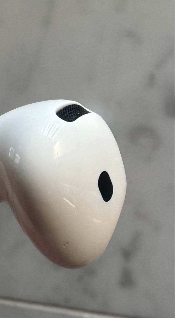 AirPods4 ワイヤレスイヤホン ホワイト