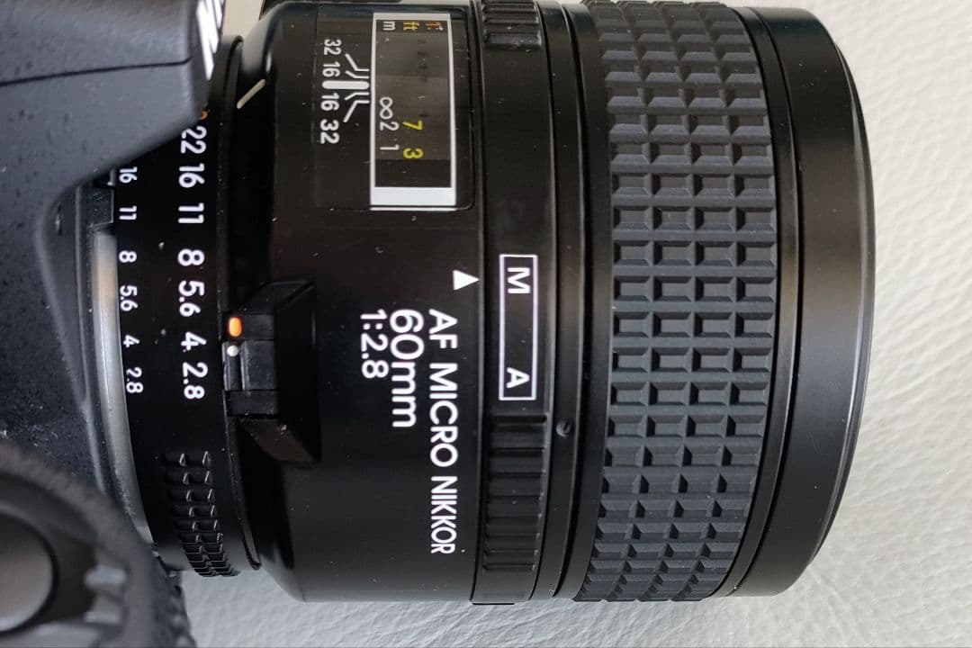 AF MicroNIKKOR 60mm f/2.8　接写撮影セット通常撮影もOK