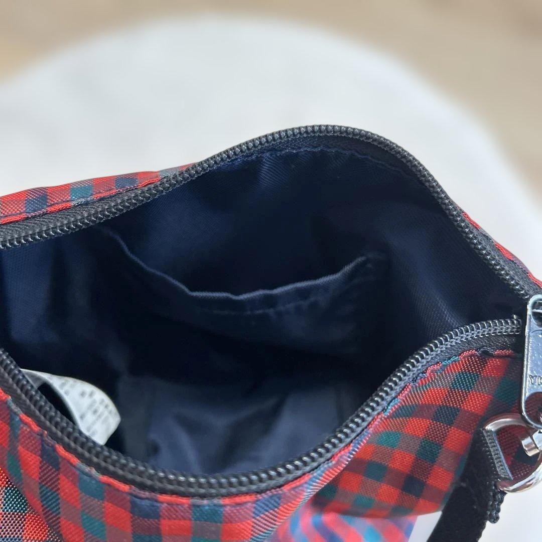 ファミリア 舟形ショルダーバック