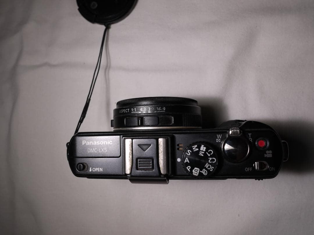 LUMIX DMW-LX5 LEICA コンパクトデジタルカメラ