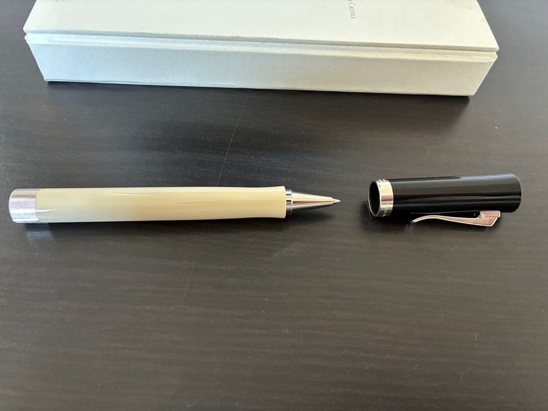 Graf Von Faber-Castell イントゥイション ローラーボール