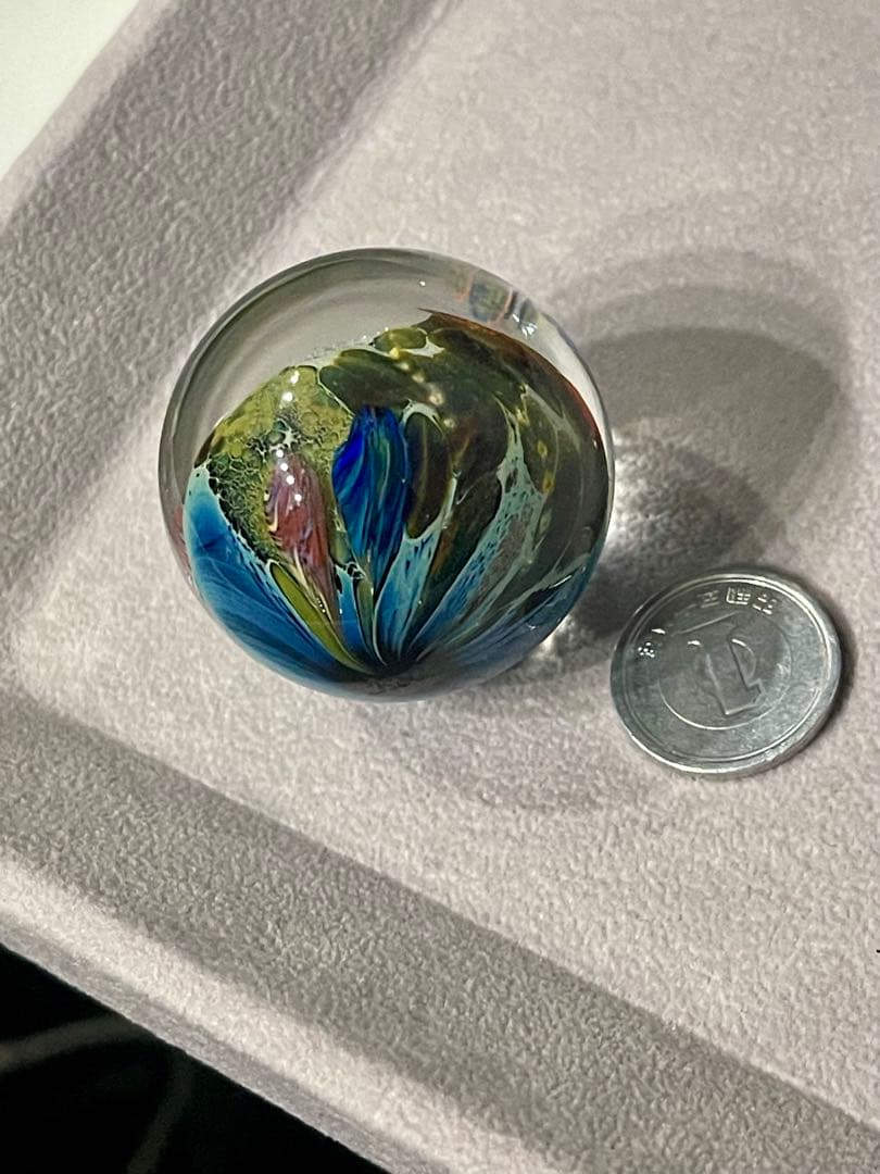 Josh Simpson アート 青と緑の惑星模様 ガラス玉 JS02 作家