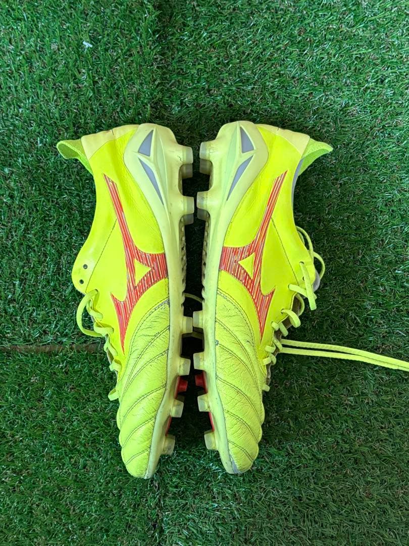 ミズノ モレリア ネオ 4 JAPAN イエロー 27.0