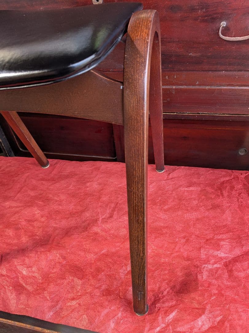 秋田木工　剣持勇　スタッキングチェア　アンティーク家具　黒