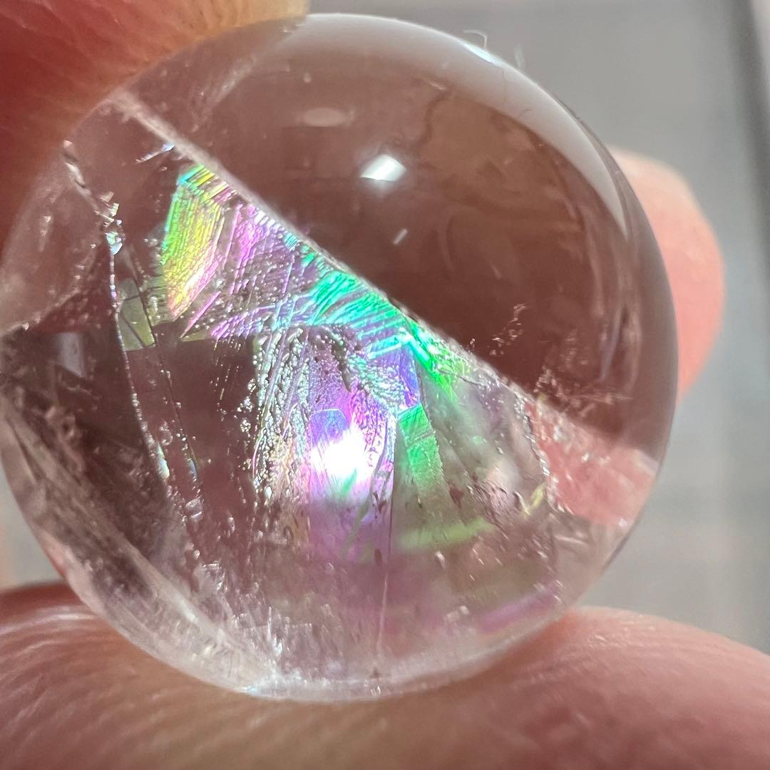 超レア　高品質　虹入り貫入水晶　クォーツインクォーツ　スフィア　クリスタル　4