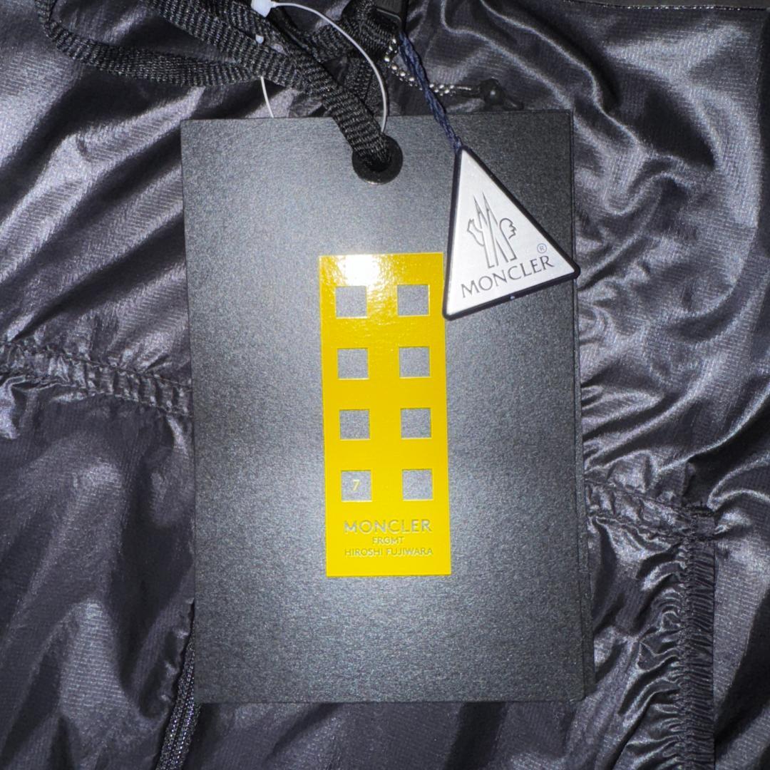 【新品☆高級モデル☆バックデザイン☆】モンクレール ナイロン ジップパーカー