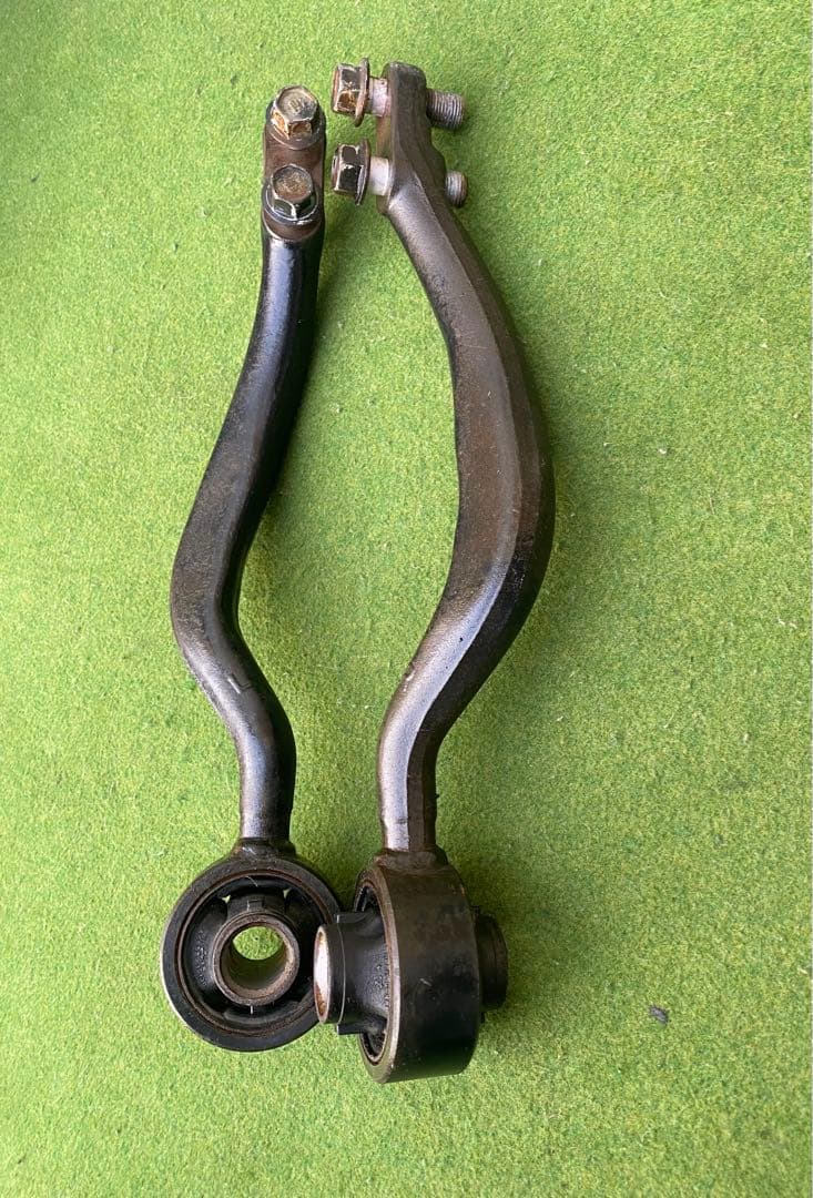 トヨタ　17クラウンJZS171 アスリートV ターボ　 純正　テンションロッド