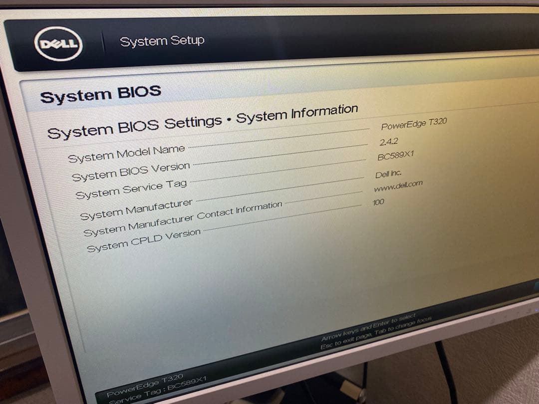 DELL PowerEdge T320 Xeon　OSあり