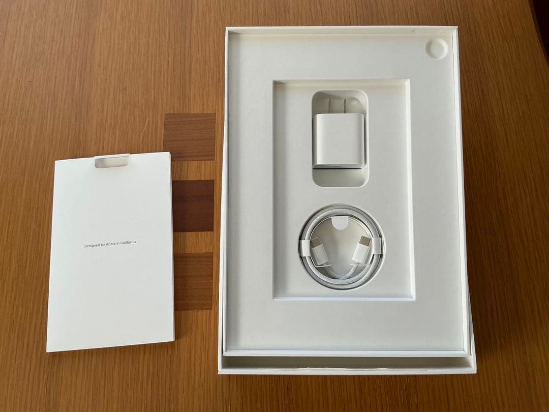 Apple iPad Air M3 11インチ及びmagic keyboard