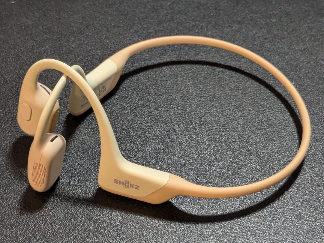 【超美品】SHOKZ OPENRUN PRO 骨伝導イヤホン ベージュ