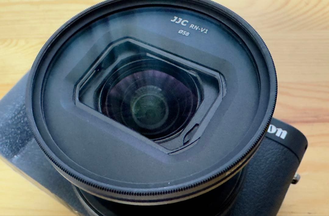 Canon PowerShot V1 ＋予備バッテリー 保護フィルタ アダプタ