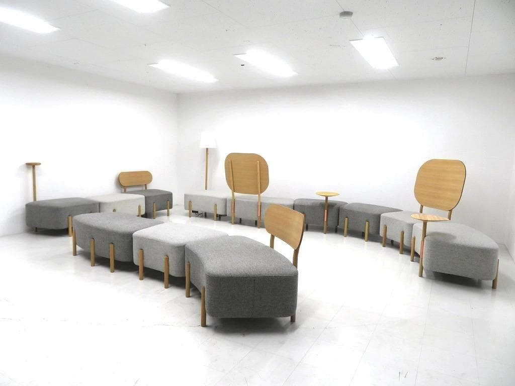 展示品　カリモク　ドラドラ　北欧　オーク材　ソファ ラウンジチェア　カフェ　北欧